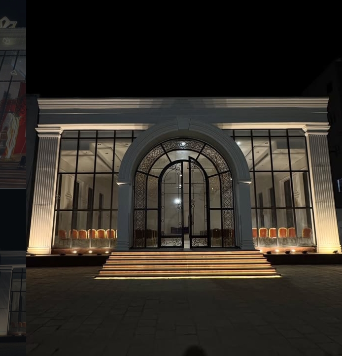 Scarlet Indoor Hall 1